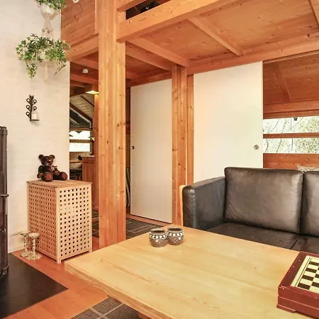 Three-bedroom Holiday In 5 Ålbæk